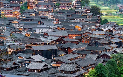 犍为6种常见的外墙仿石漆施工工艺！